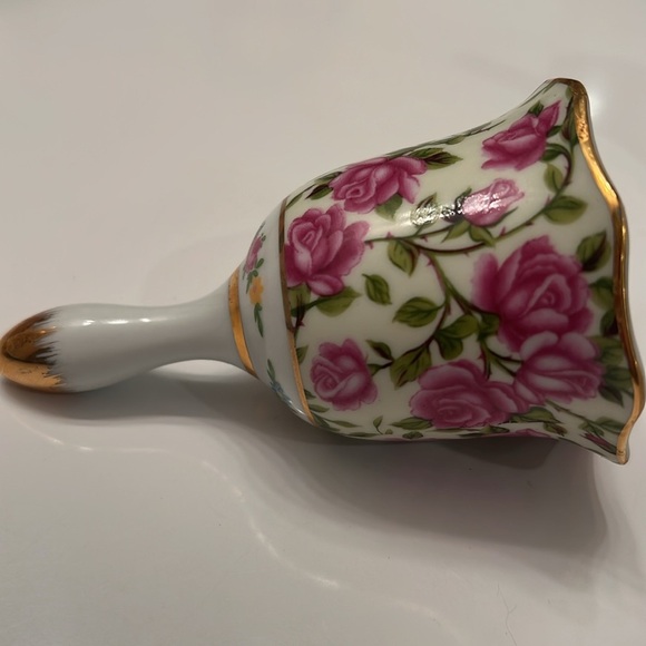 Vintage 3-Piece Mini Porcelain Set Bell, Teapot Egg Trinket Box Floral Small GUC - Picture 4 of 16